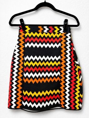 MSGM Milano Multicolor Chevron Zigzag Mini Skirt IT 38 US 2 Designer Mod Luxe